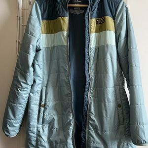 L.L. Bean Women’s size Small Blue and Green color block Puffer Jacket so cute!